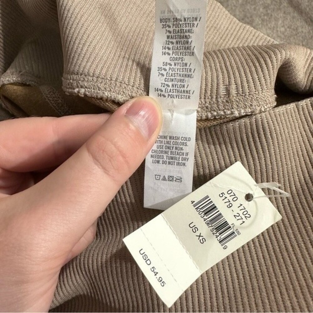 Offline By Aerie Tan Floral Hi-Rise 7/8 Legging NWT Size XS Athletic Gym Workout - Picture 12 of 16